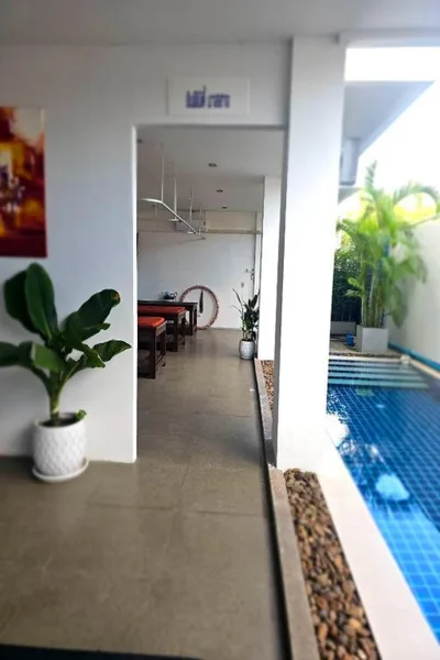 One World One Home Naiharn Hotel – Fotos 10